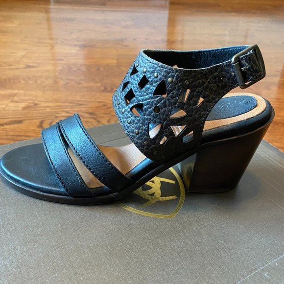 Ariat Shoes - NWT ARIAT Poppy Sandal